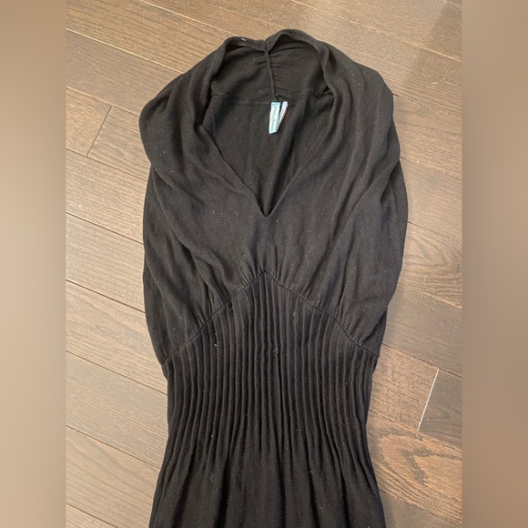 Guess by Marciano Black Dress - Picture 2 of 4